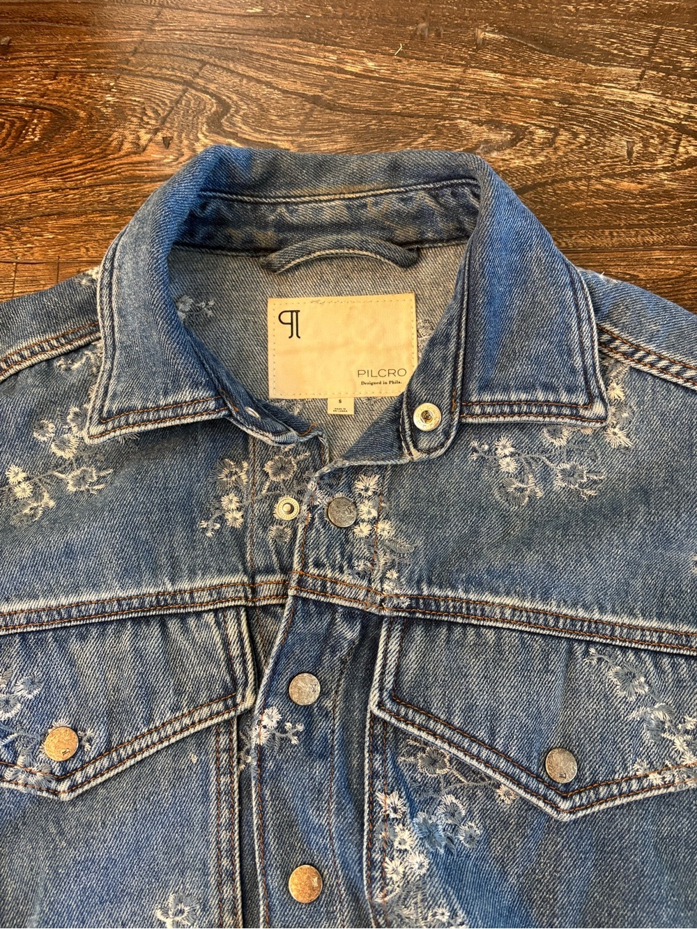 Anthropologie Pilcro Denim Jacket Womens S Blue Floral Embroidered Raw Hem - Picture 6 of 10